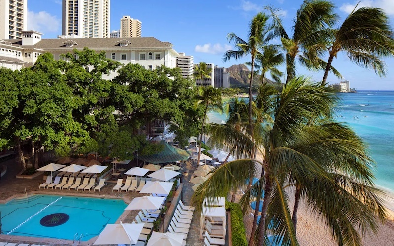 Exterior of Moana Surfrider