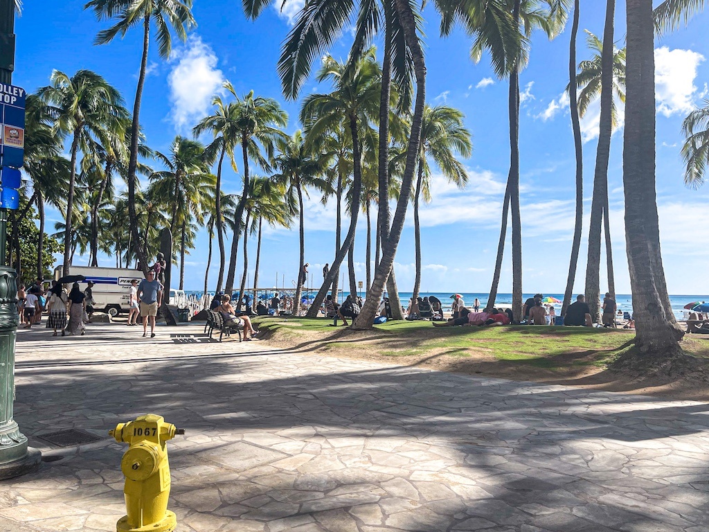 Waikiki beach walking